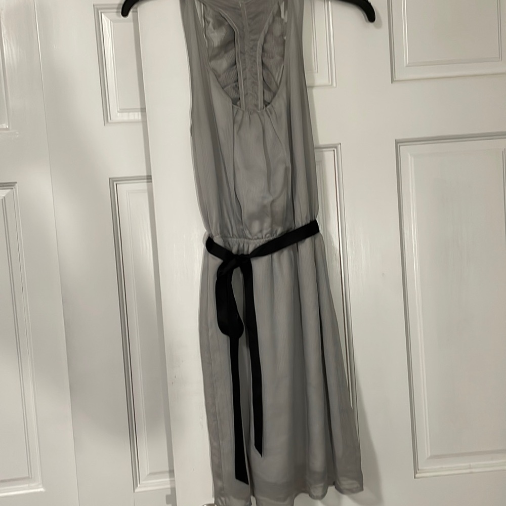 Sleeveless mini Racerback dress, Gray with black ribbon tie belt, Size XS